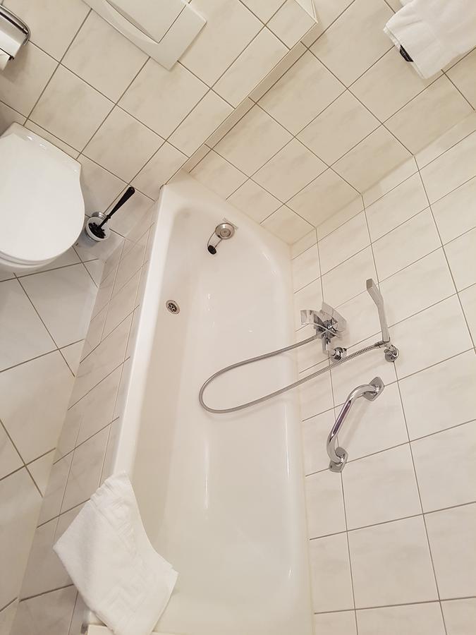 Landhotel Trampe מראה חיצוני תמונה