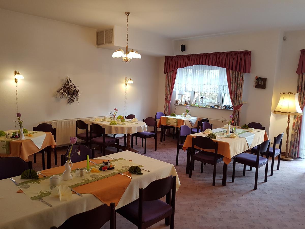 Landhotel Trampe מראה חיצוני תמונה