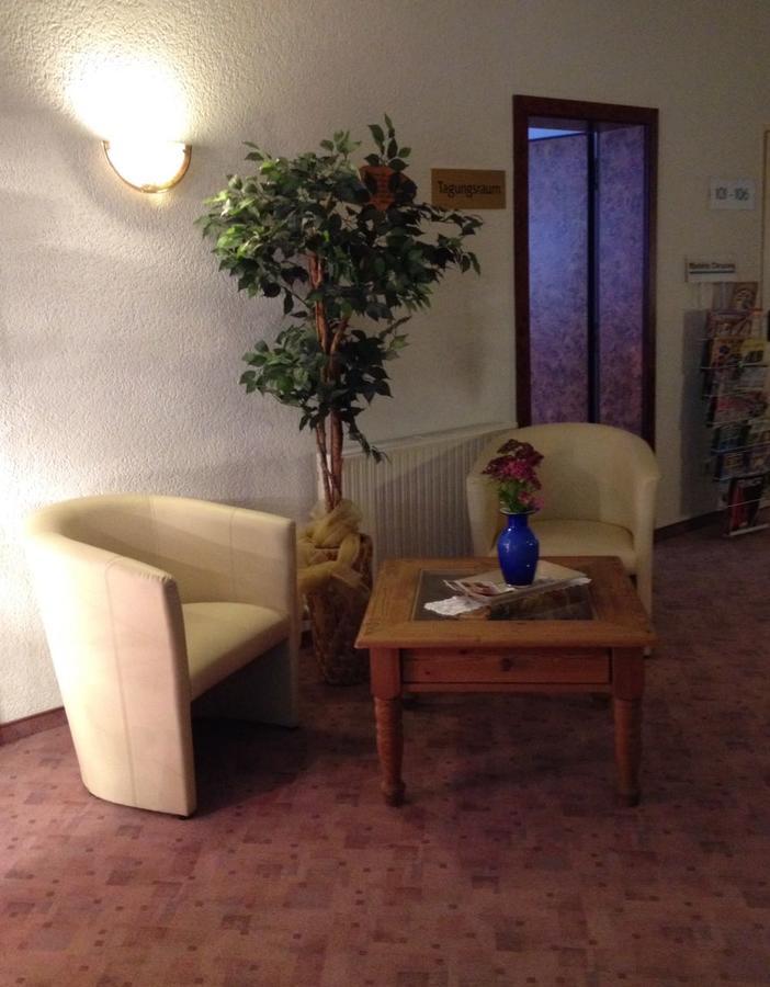 Landhotel Trampe מראה חיצוני תמונה