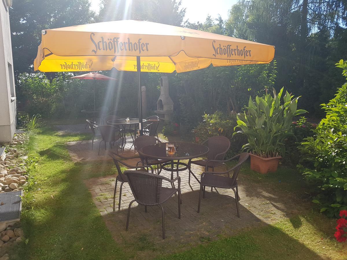 Landhotel Trampe מראה חיצוני תמונה